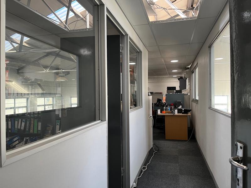 To Let Commercial Property for Rent in Claremont Western Cape